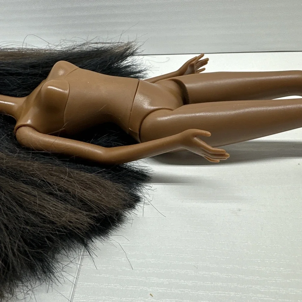 Mattel 1999 Barbie‎ AA Doll Ever Flex Jewel Girl Rubber Flexible Waist Nude